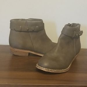 Youth Girl Booties